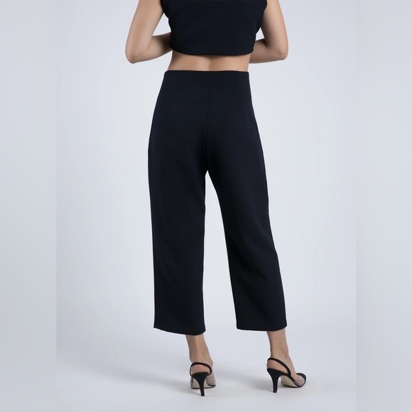 Kaarem Sua Tapered Trouser Pocket Pant - Picture 3 of 11